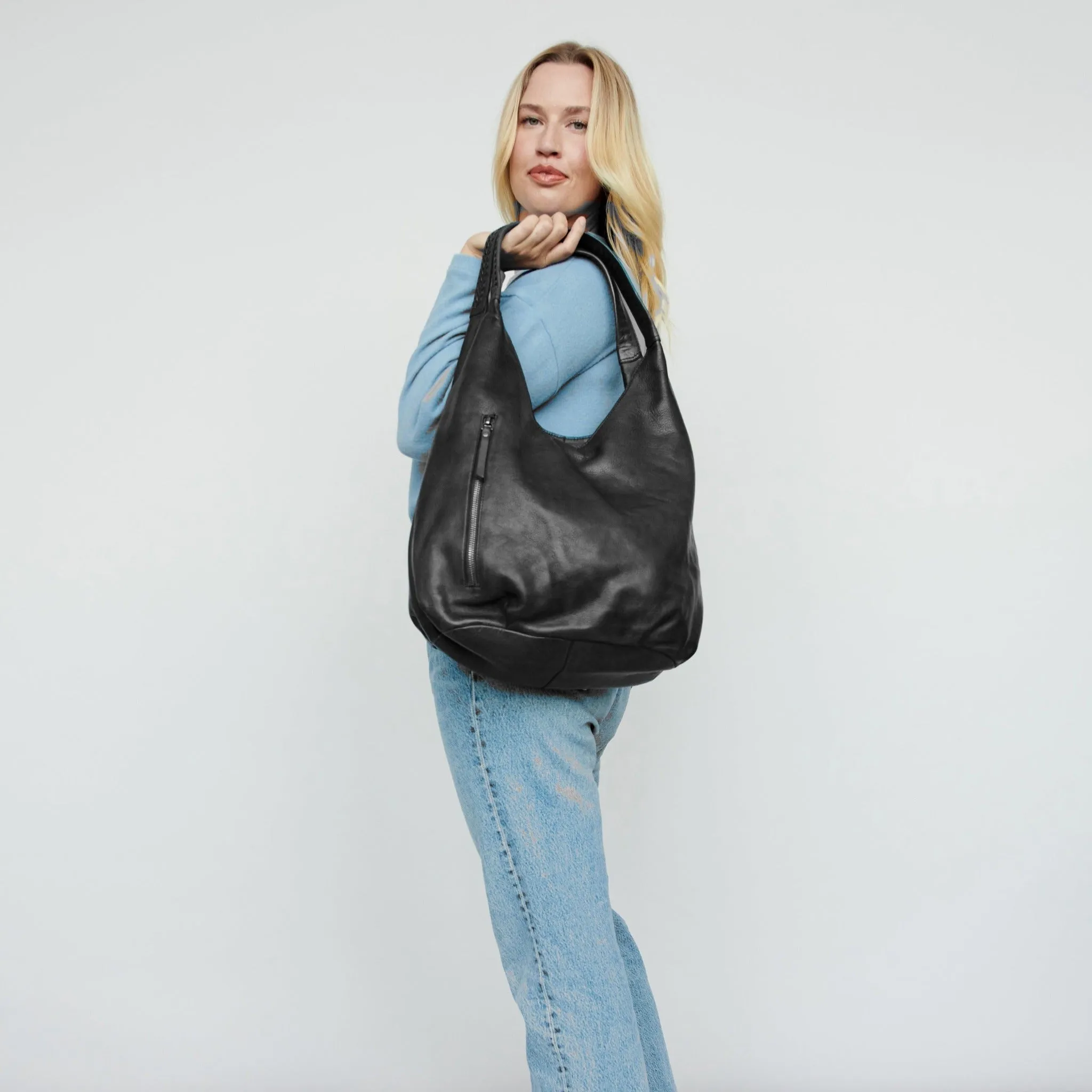 Camila Shoulderbag