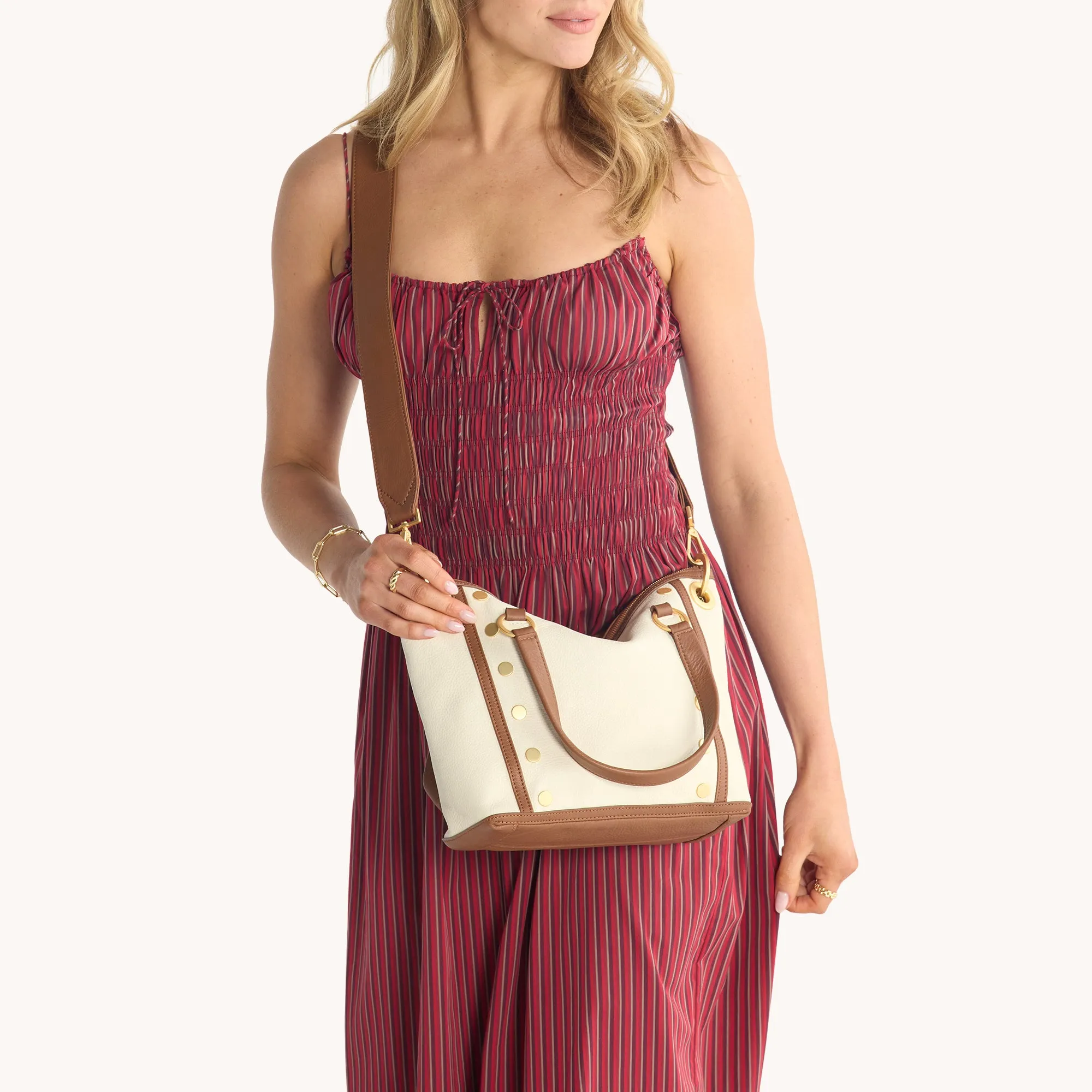 Daniel | Courtyard Cream/Brushed Gold | Med