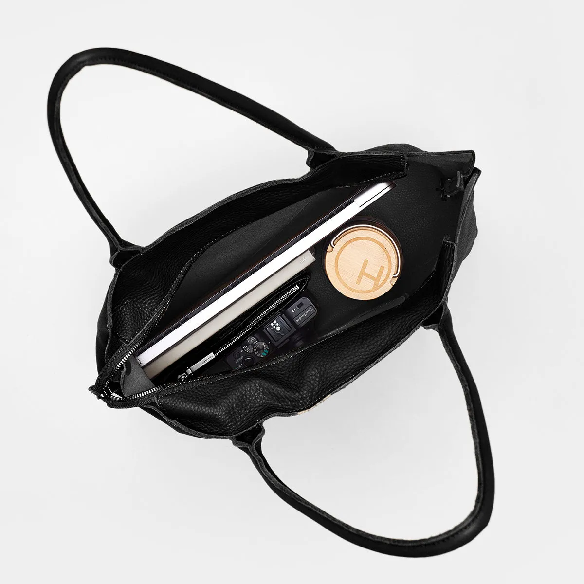 Oliver Zip | Black/Gunmetal |