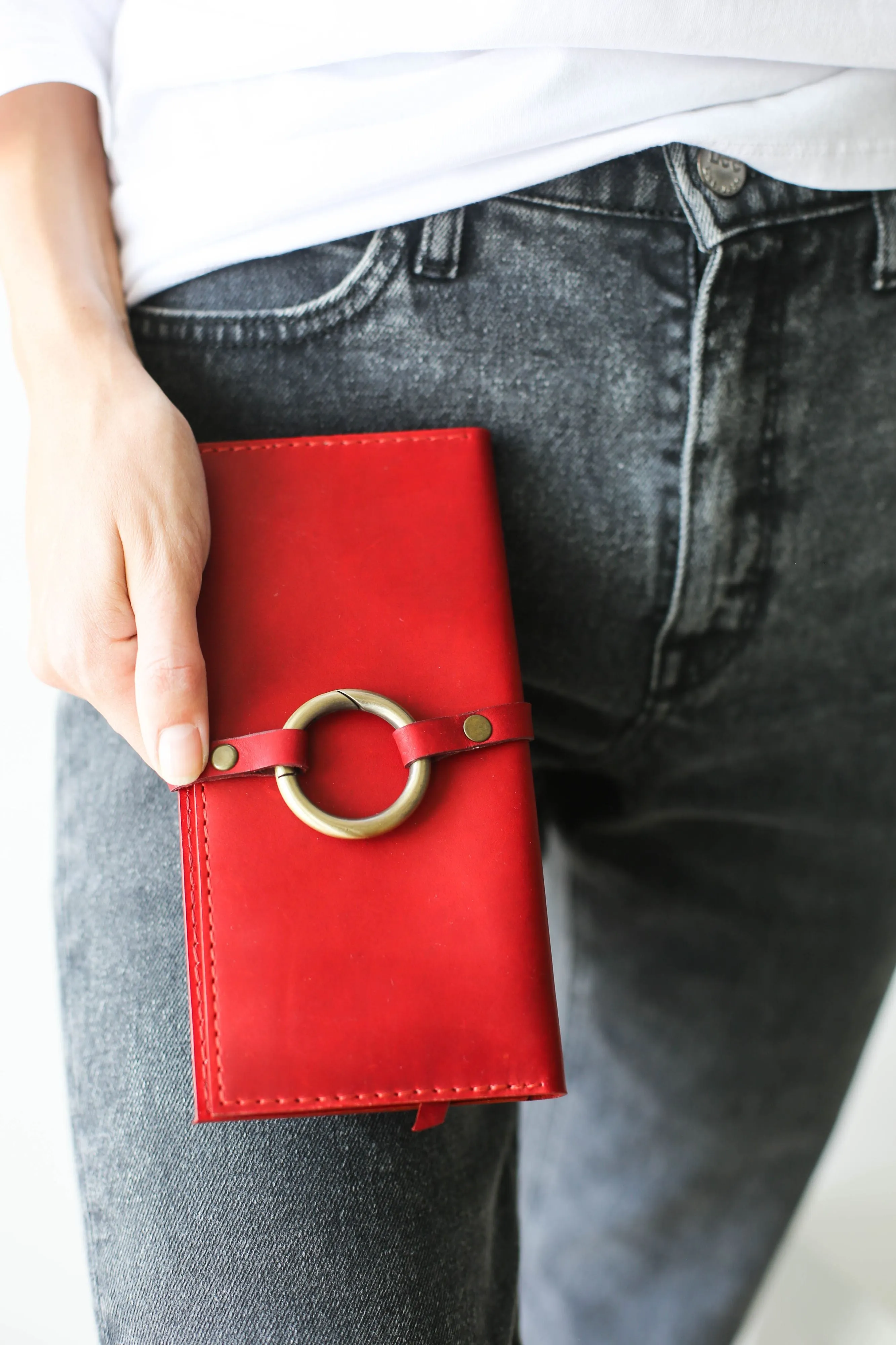 Women's Bifold Red Leather Wallet - N02
